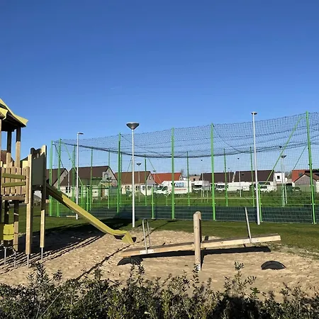 In With Private Garden, Cleaning Included * Koksijde