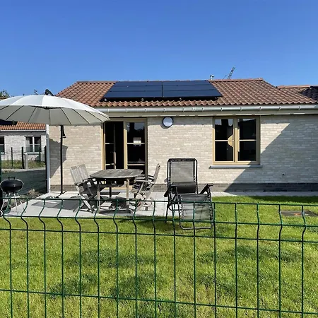 In With Private Garden, Cleaning Included Holiday home Koksijde